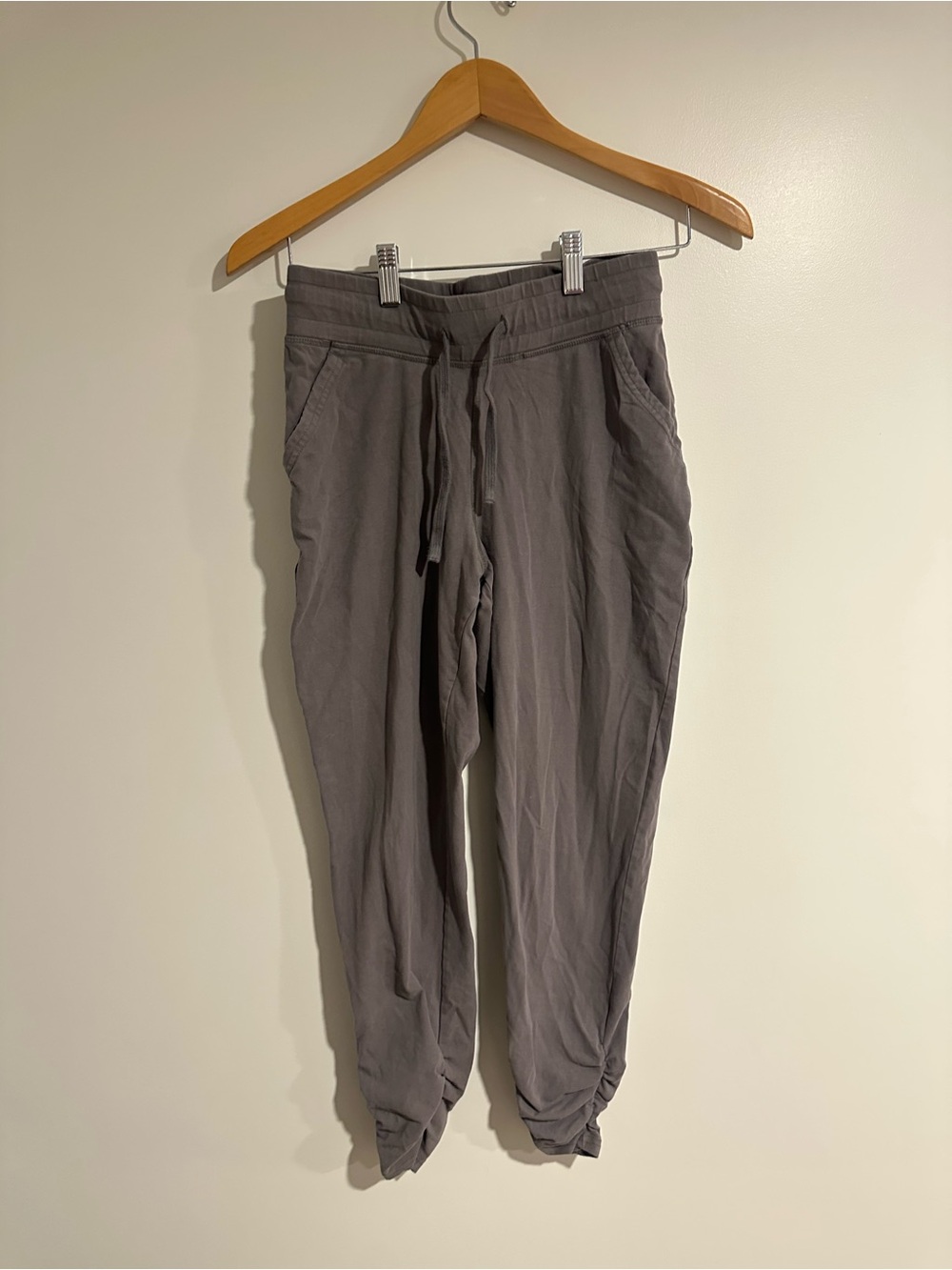Pact Women's Gray Drawstring Jogger Pants